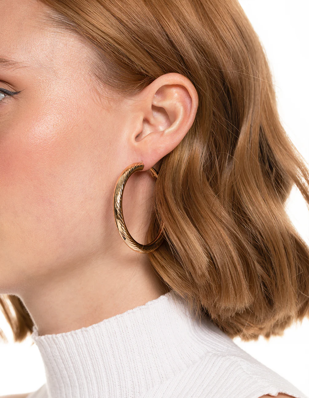Gold Line Textured Hoop Earrings - Image 2