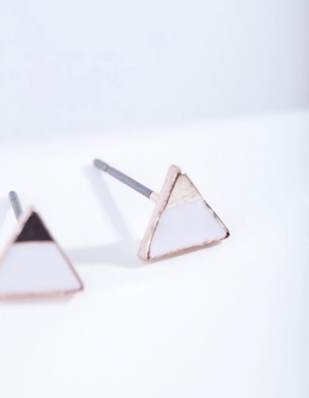 Metallic Tip Triangle Stud Earrings - Image 3