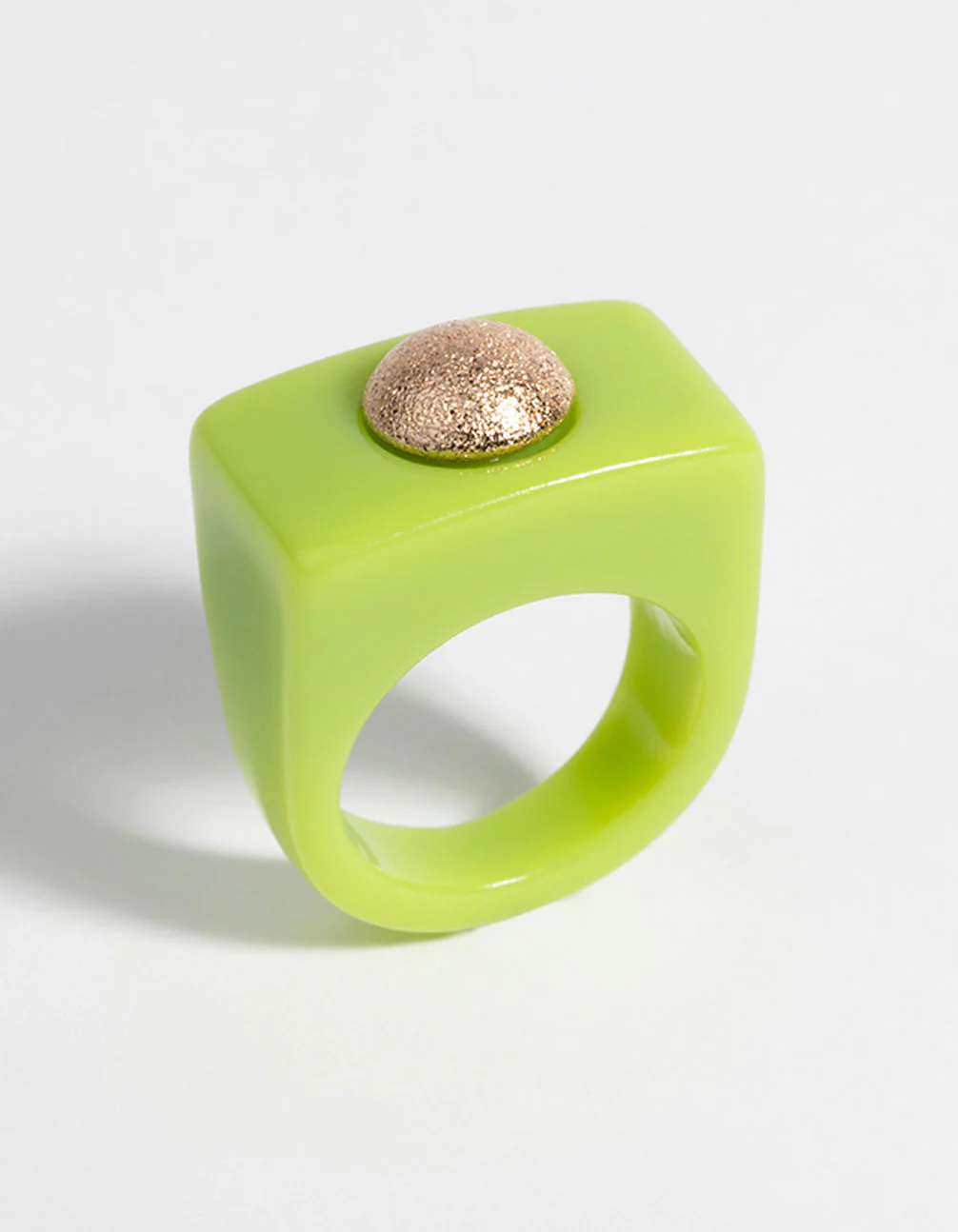 90s Green & Gold Plastic Ring - Image 4
