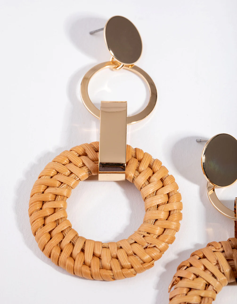 Gold Brown Raffia Circle Link Earrings - Image 3