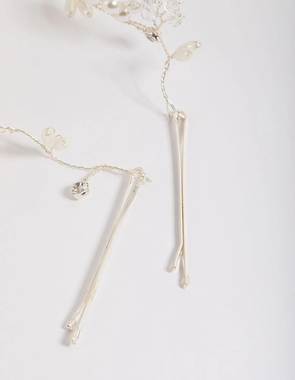 Silver Diamante & Pearl Hair Drape - Image 2