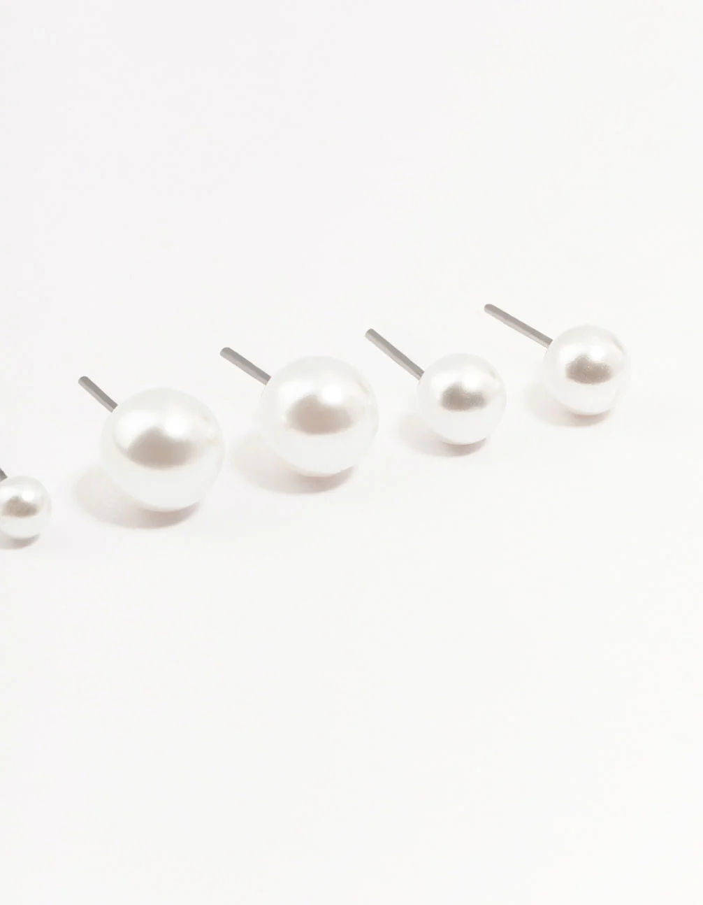 Beaded Multi Size Pearl Stud Earrings 3-Pack - Image 3