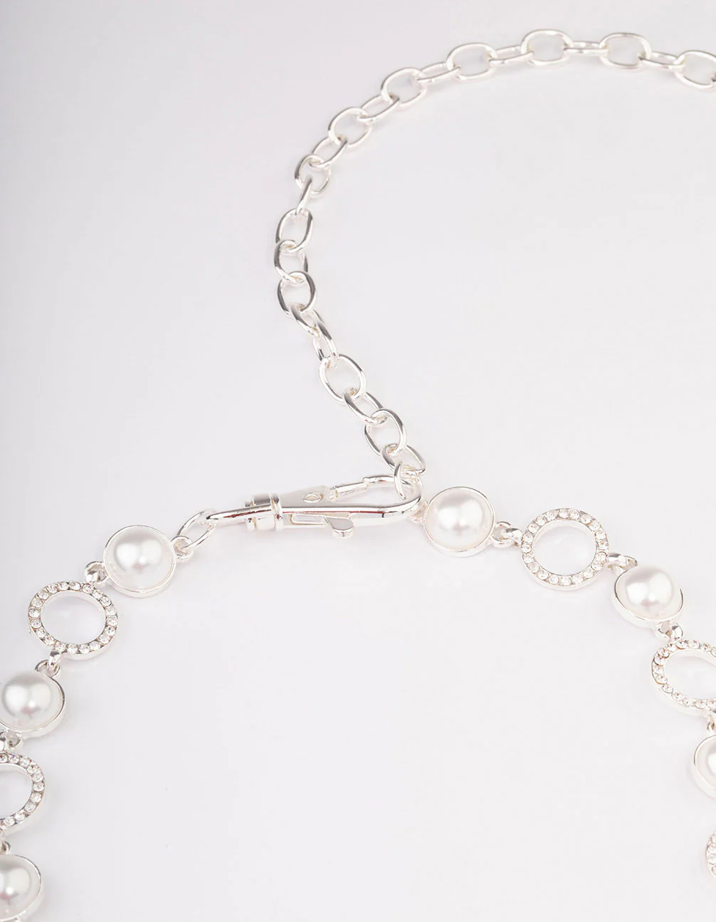 Silver Pearl & Diamante Open Circle Belt - Image 3