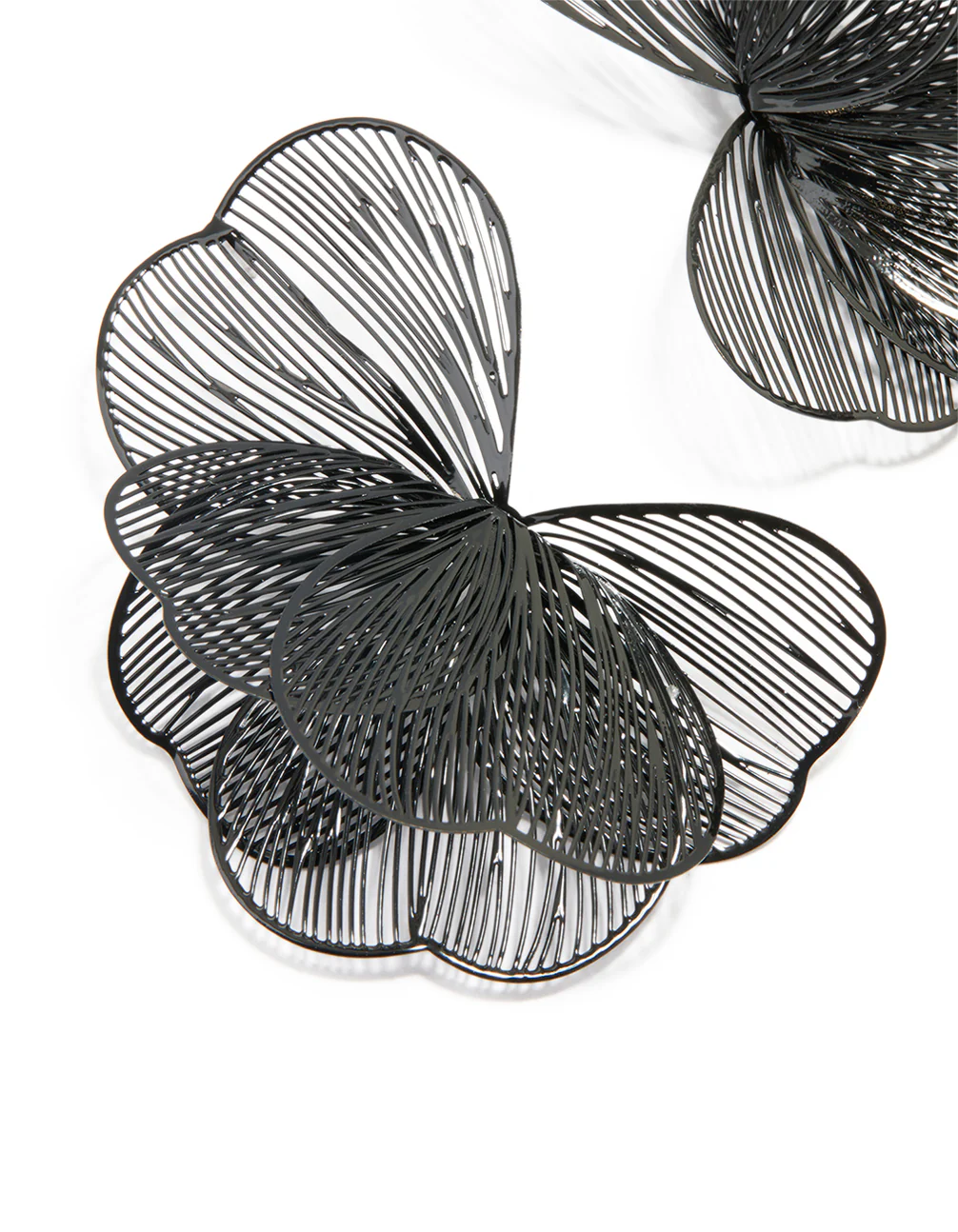 Black Coated Metal Wire Petal Stud Earrings - Image 2