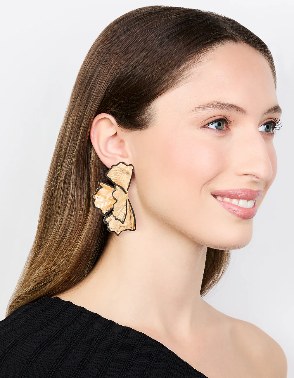Black & Gold Etched Floral Stud Earrings - Image 3