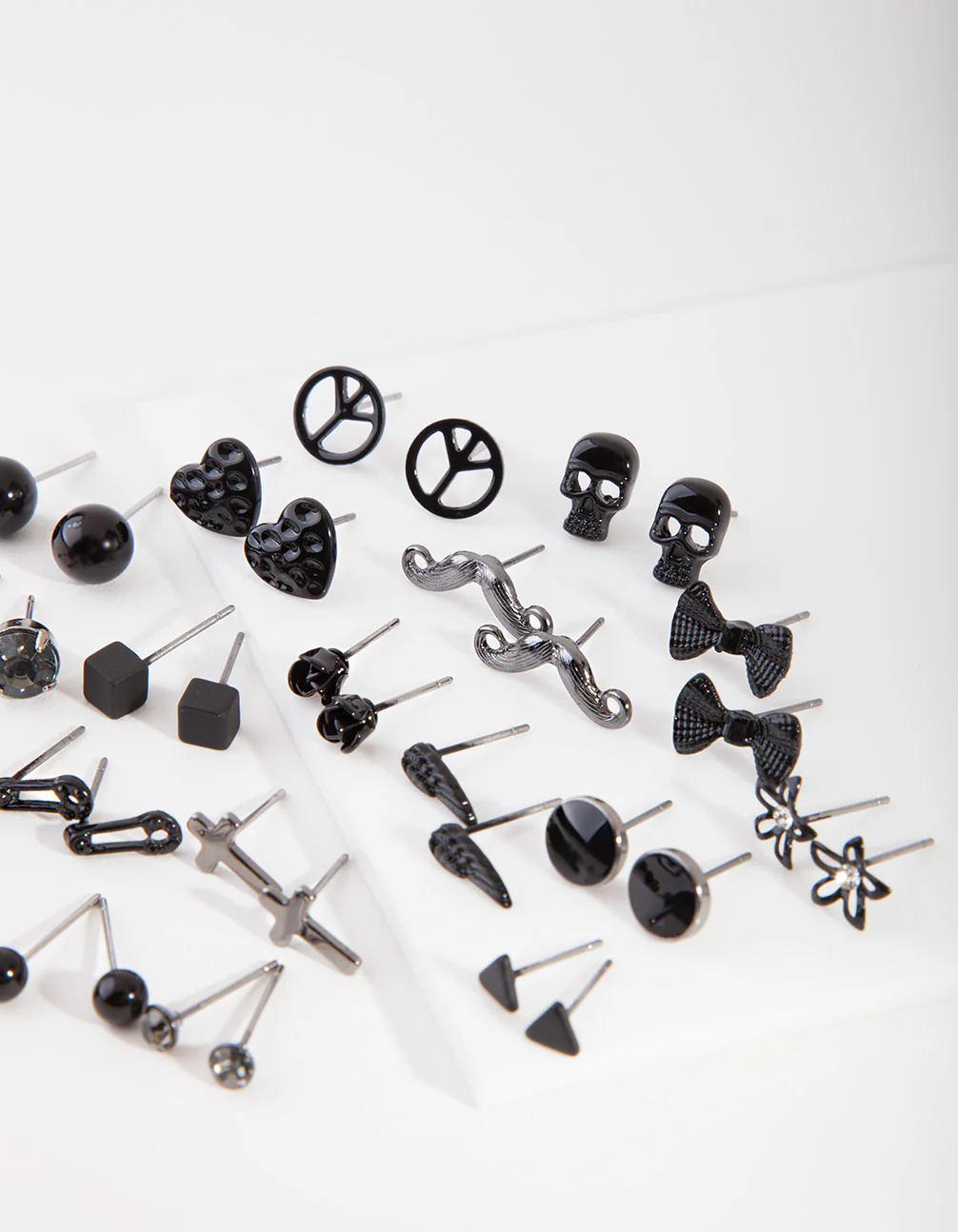 Black Mismatch Bowtie Earring 20-Pack - Image 3