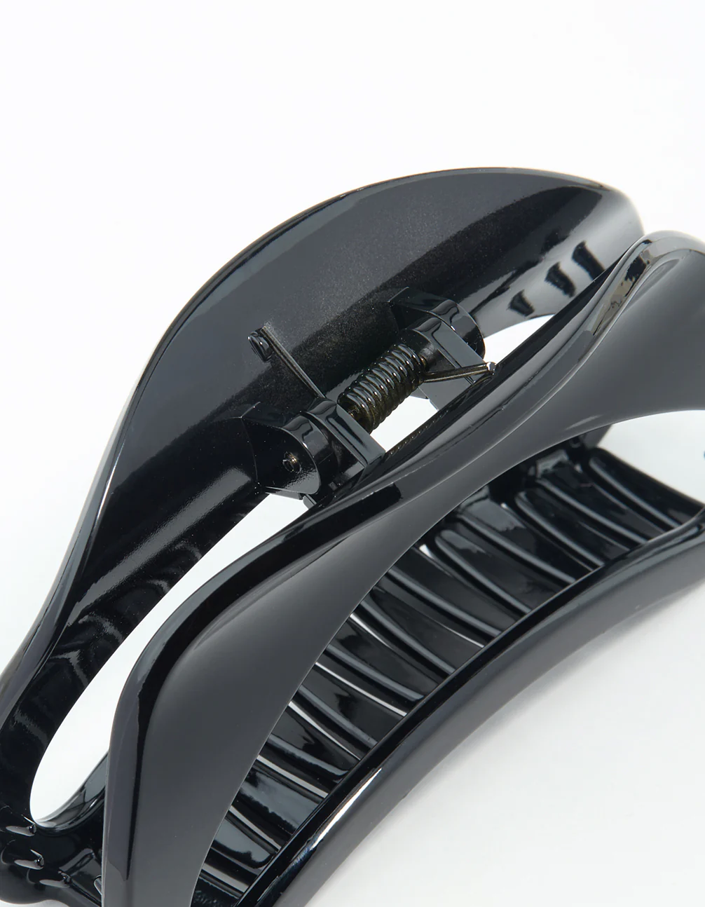 Black Triangle Claw Clip - Image 3