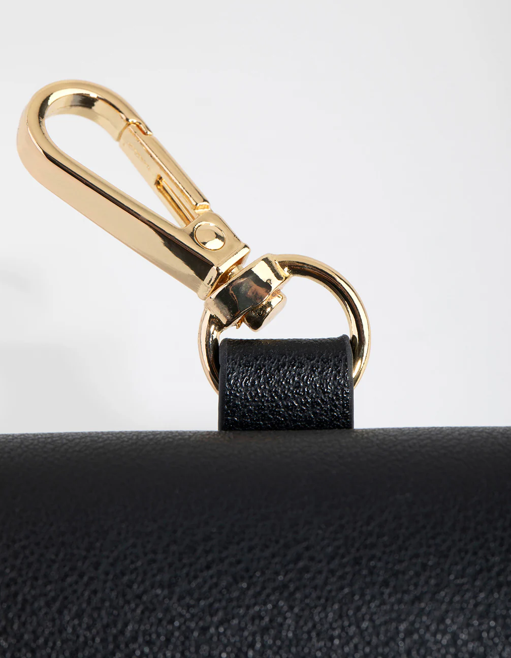 Wide Black PU Leather Earpod Case - Image 3