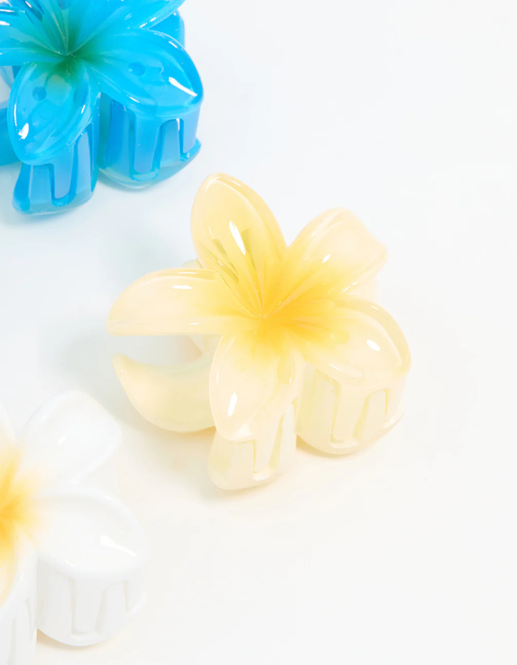 Blue & White Mini Frangipani Claw Clips 4-Pack - Image 3