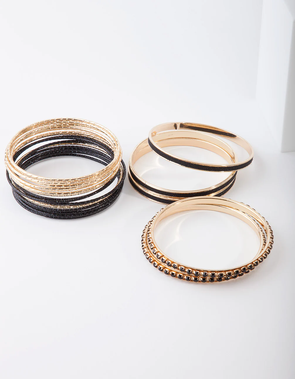 Gold & Black Bangle 20-Pack - Image 3