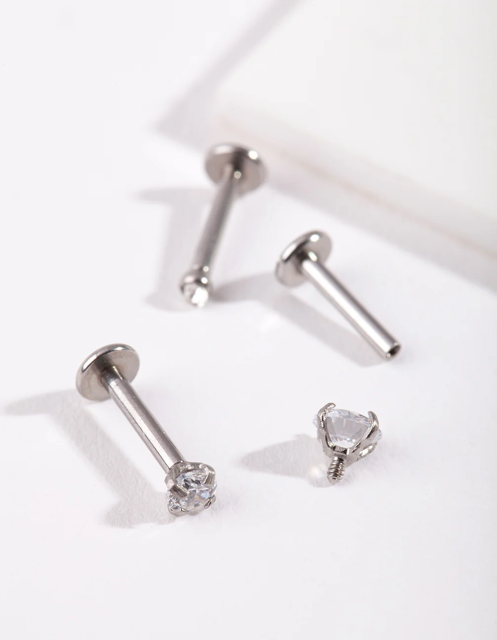 Surgical Steel Graduated Cubic Zirconia Flat Back Pack - Image 4