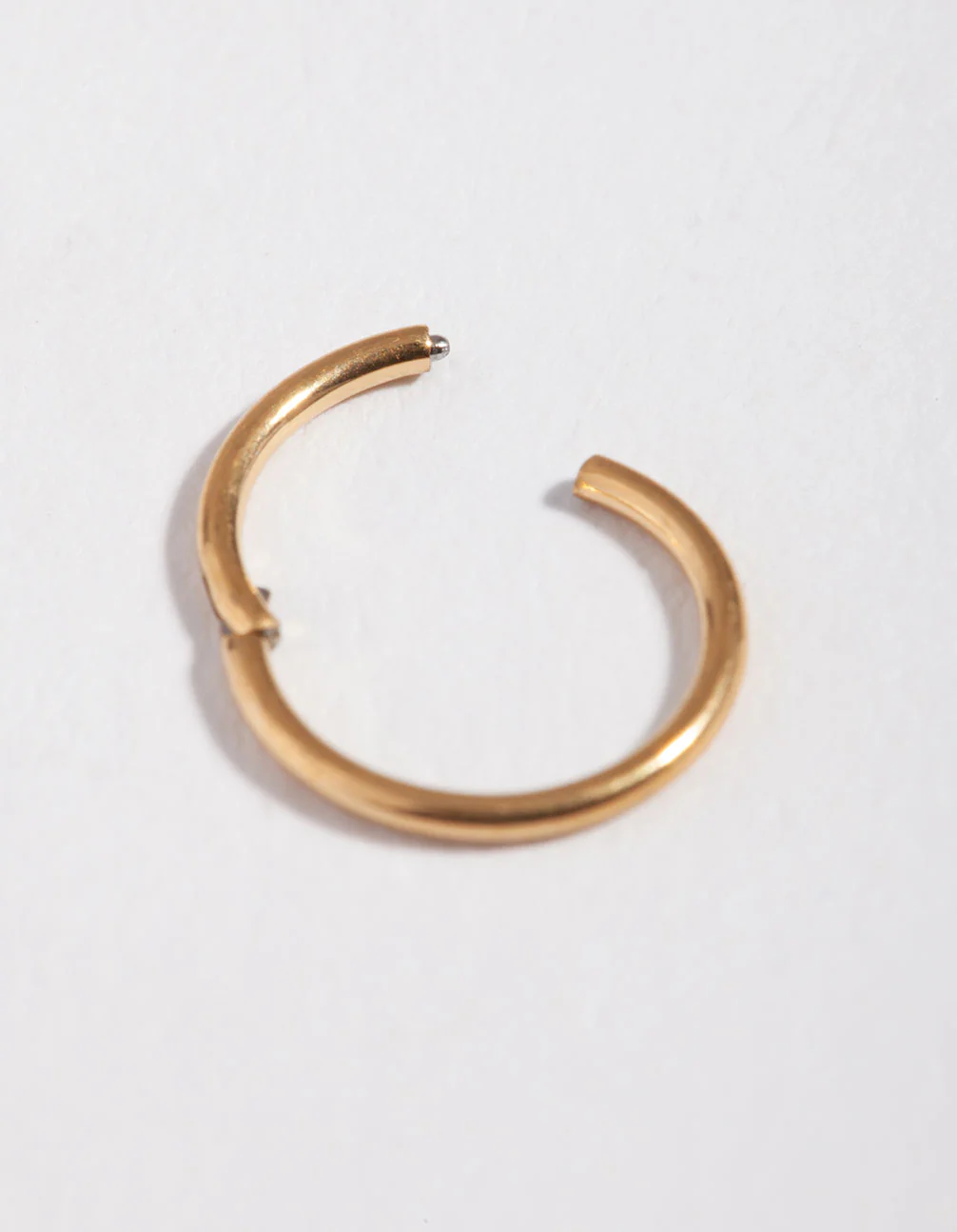 Gold Titanium Fine Clicker Ring - Image 2