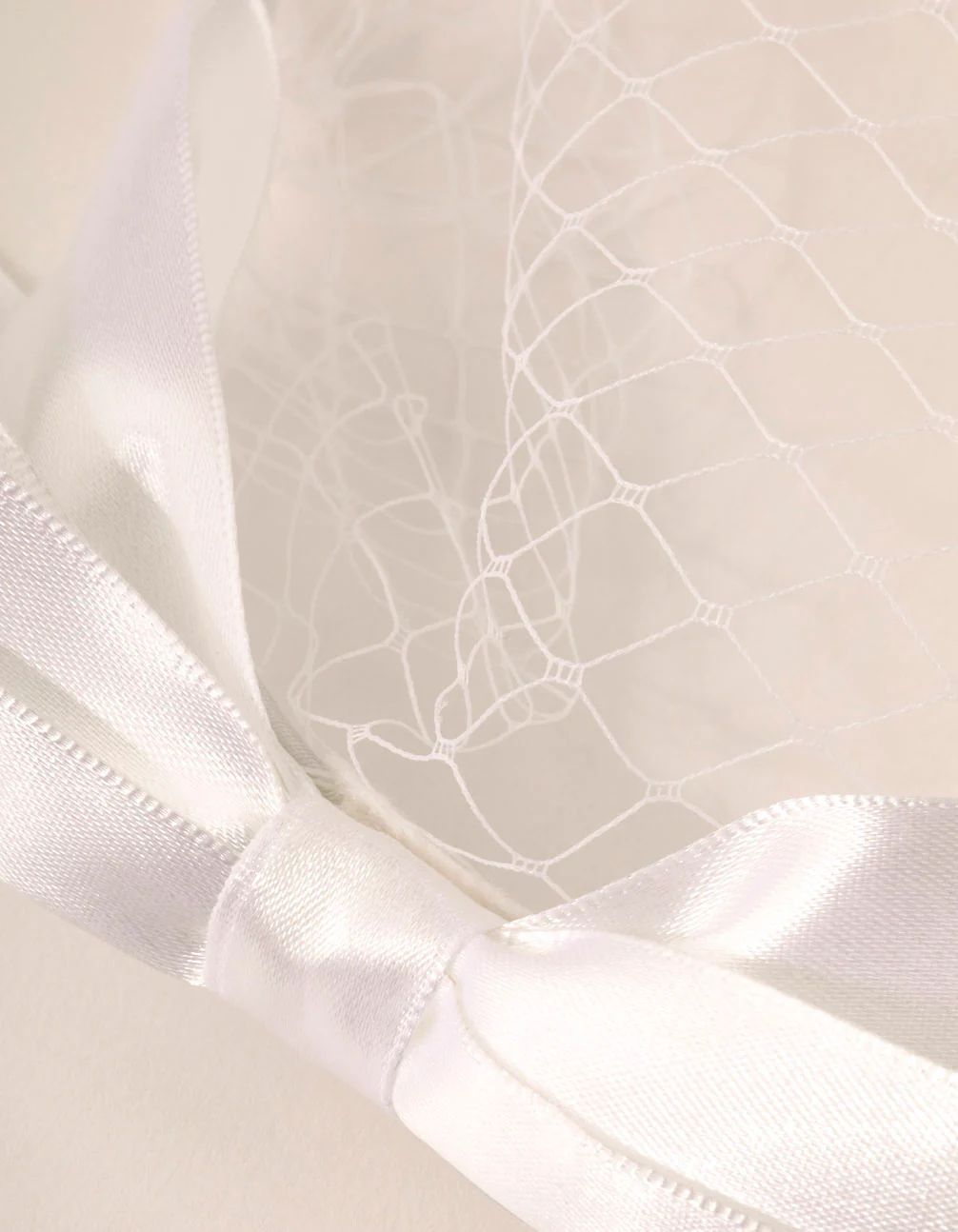 Bow Veil Alice Band - Image 3