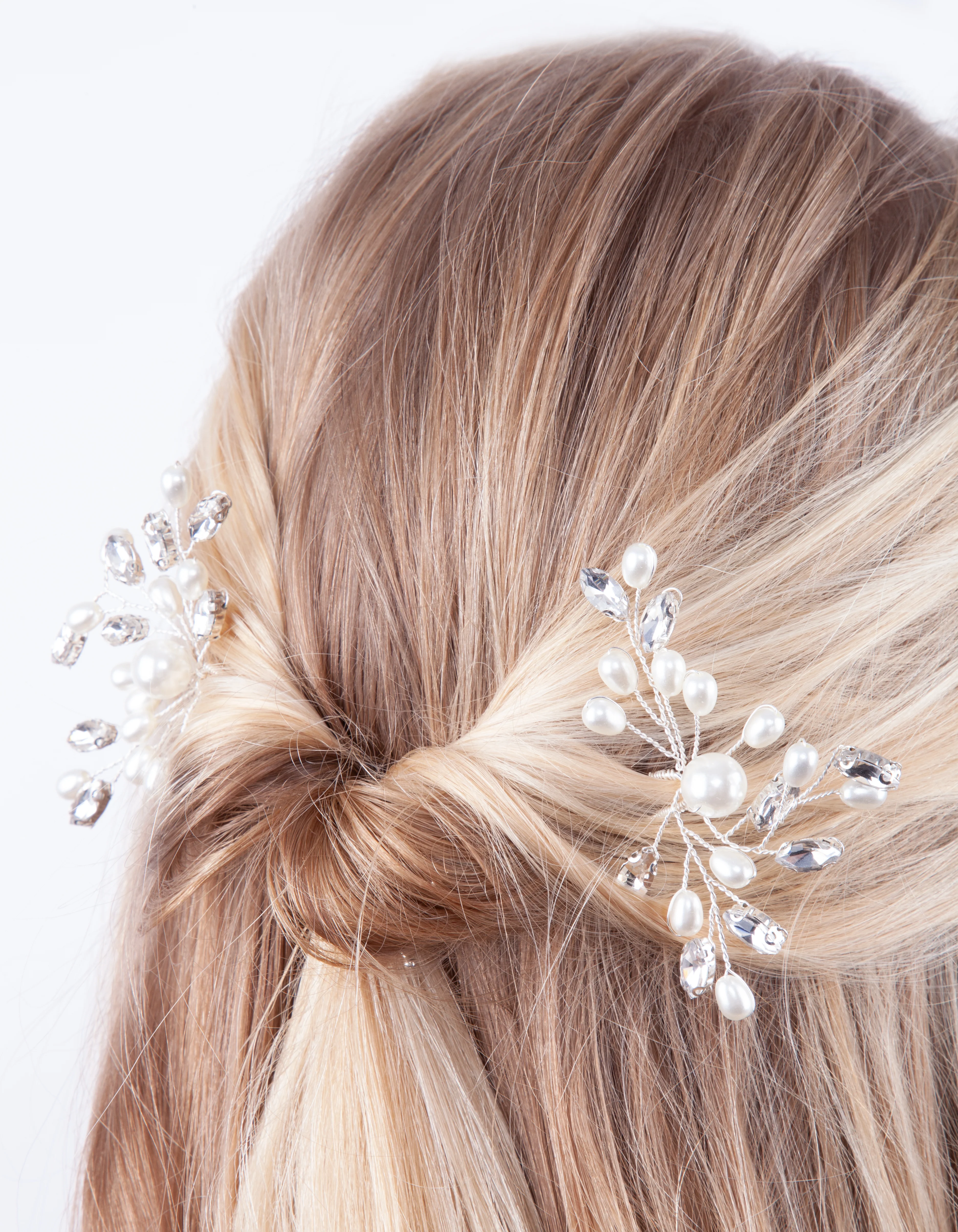 Pearl & Diamante Bun Slide Pack - Image 3