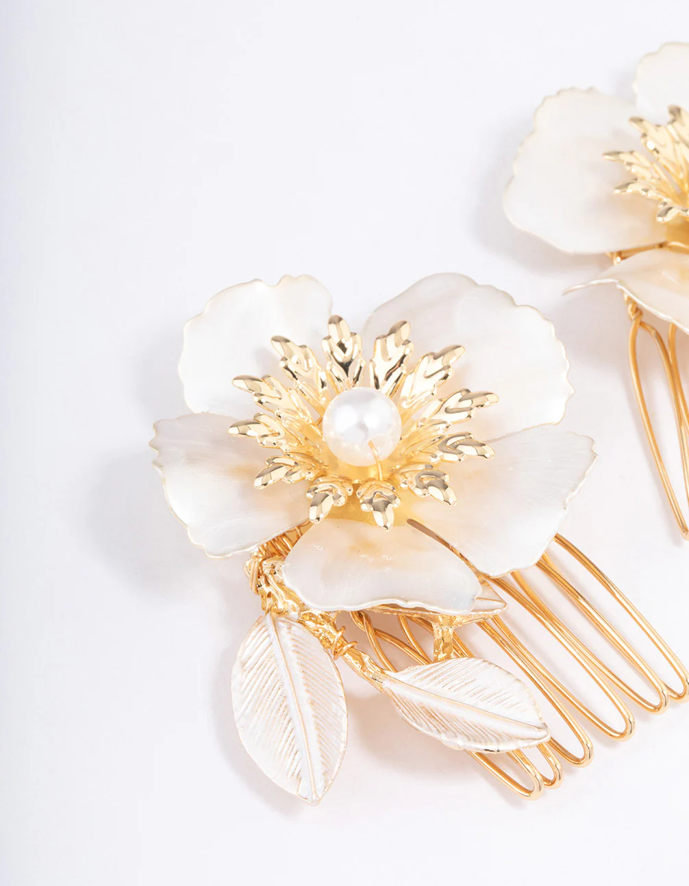 Gold Pearl Flower Comb Pack - Image 2