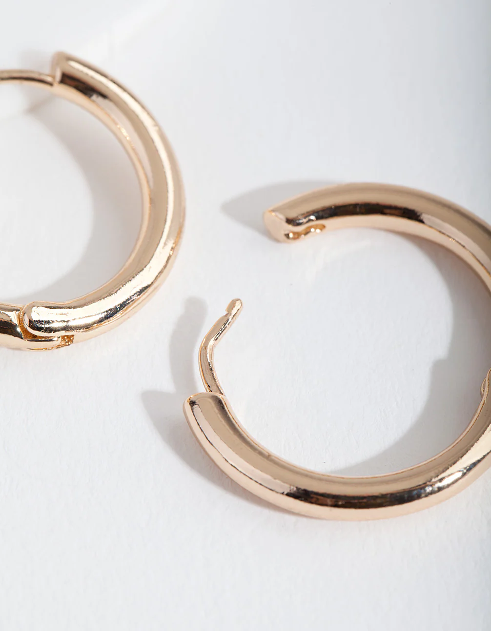 Gold Polished Hoop Earrings - Image 3