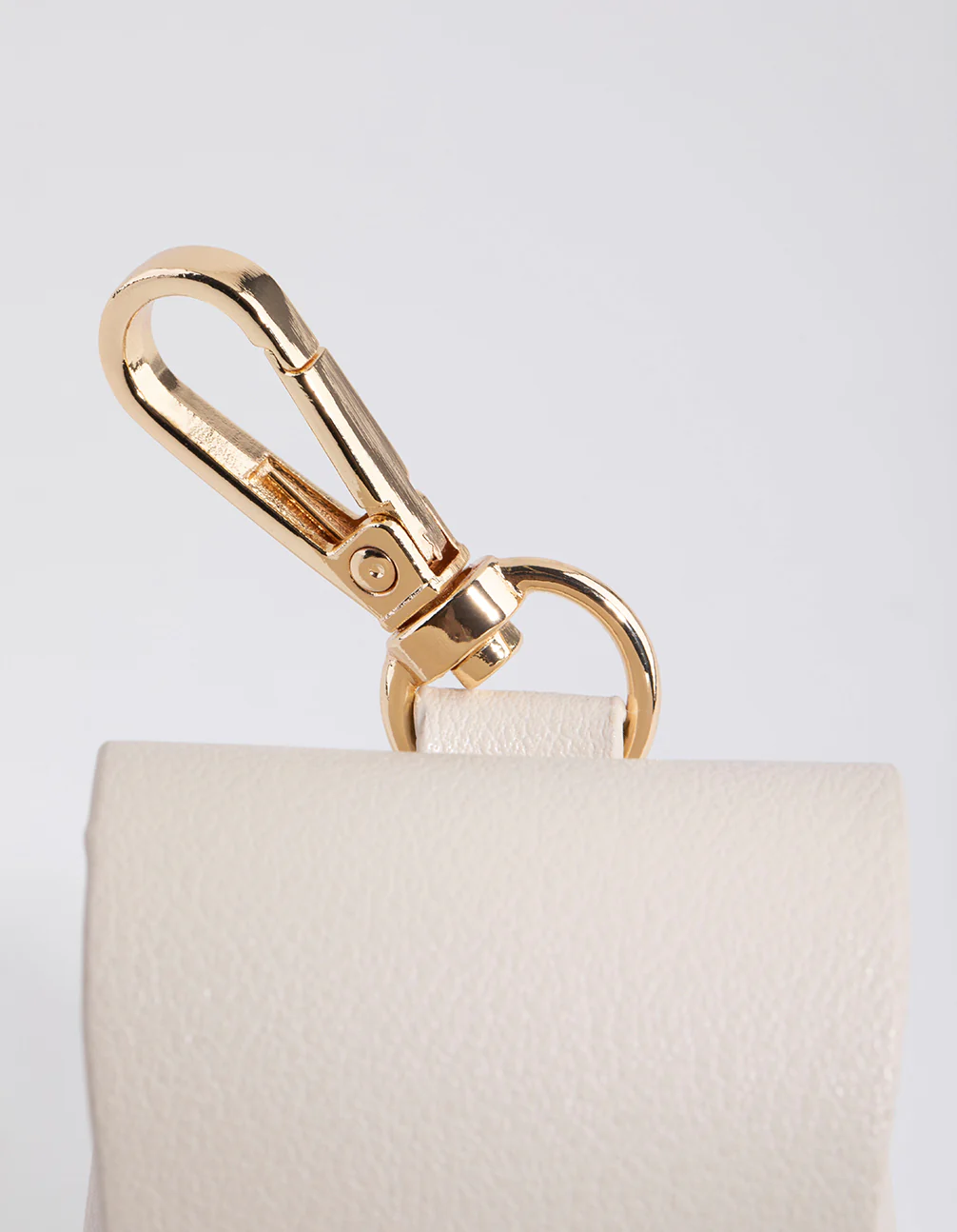 Tall Cream PU Leather Earpod Case - Image 3