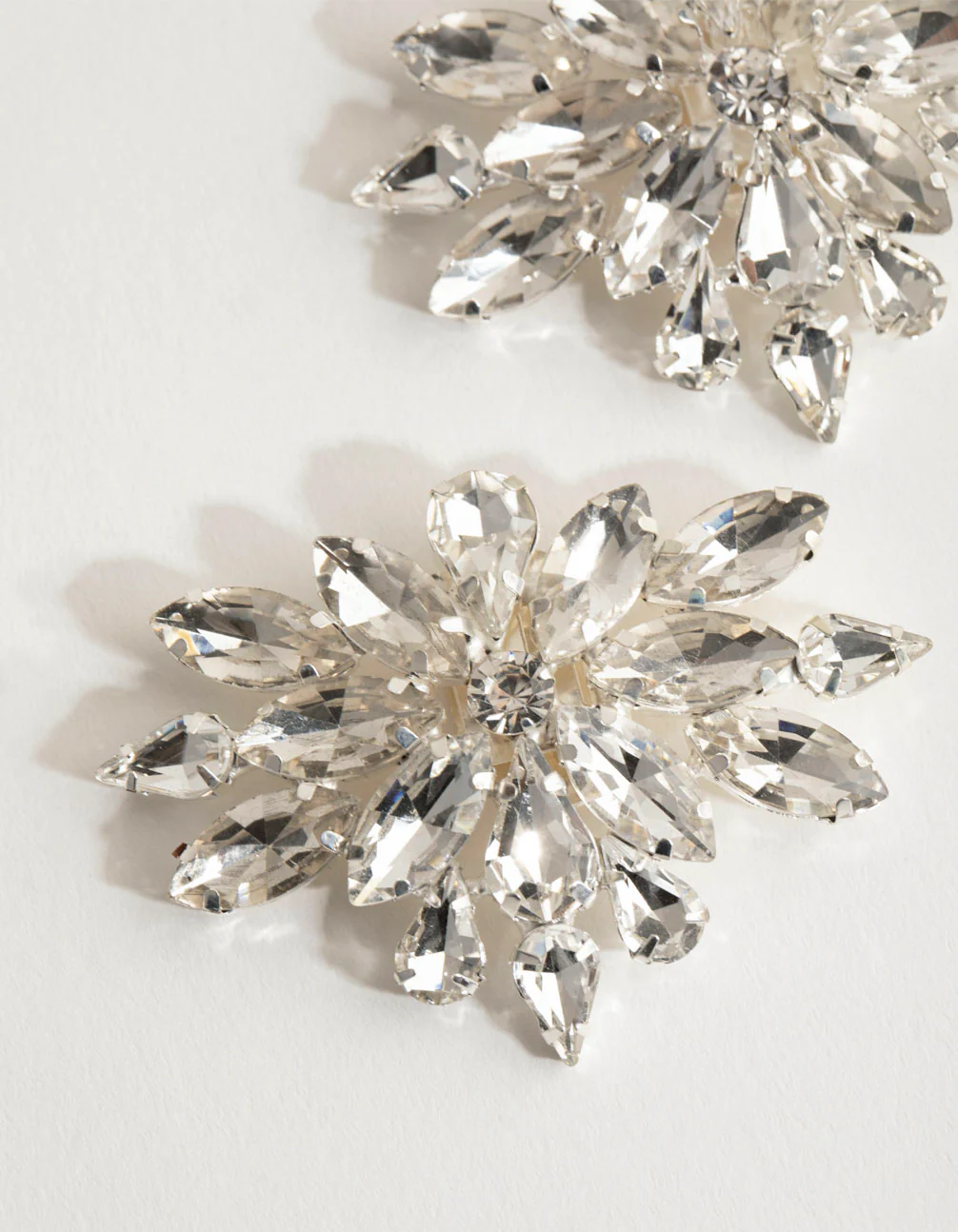 Diamante Brooch Shoe Clip - Image 2