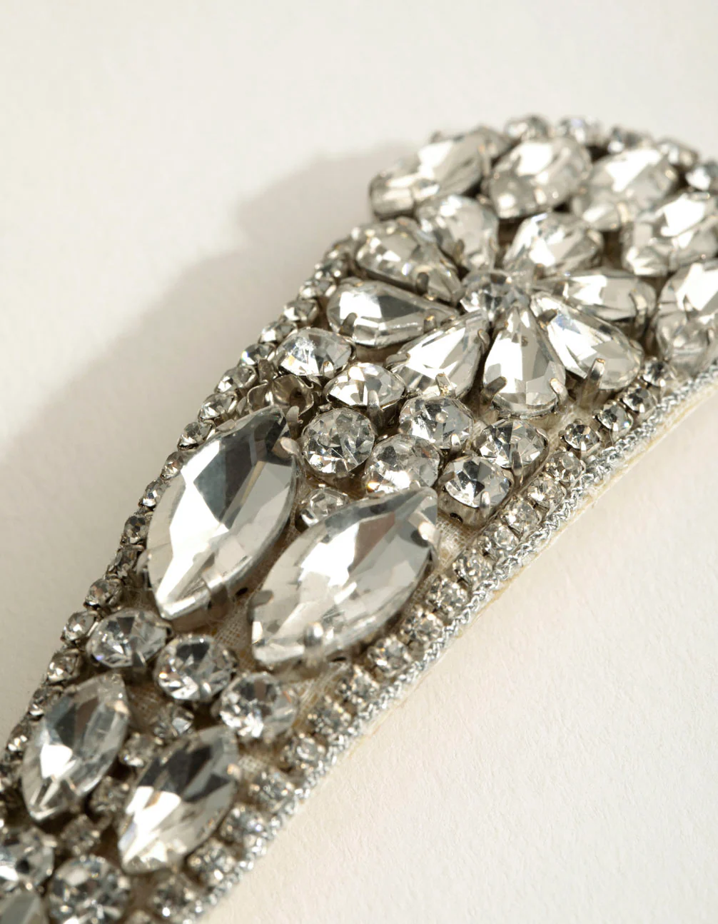 Crystal Detail Snap Clip - Image 3