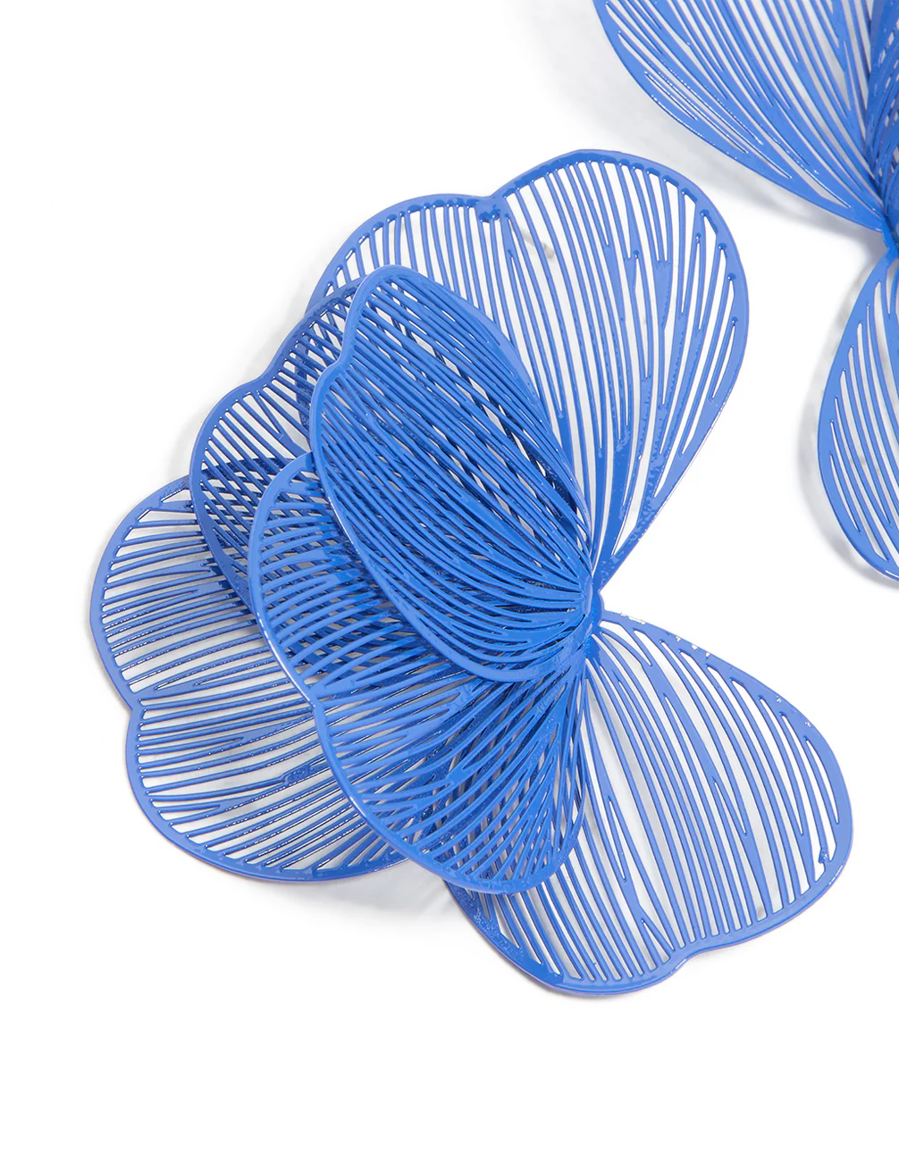 Dark Blue Coated Metal Wire Petal Stud Earrings - Image 4