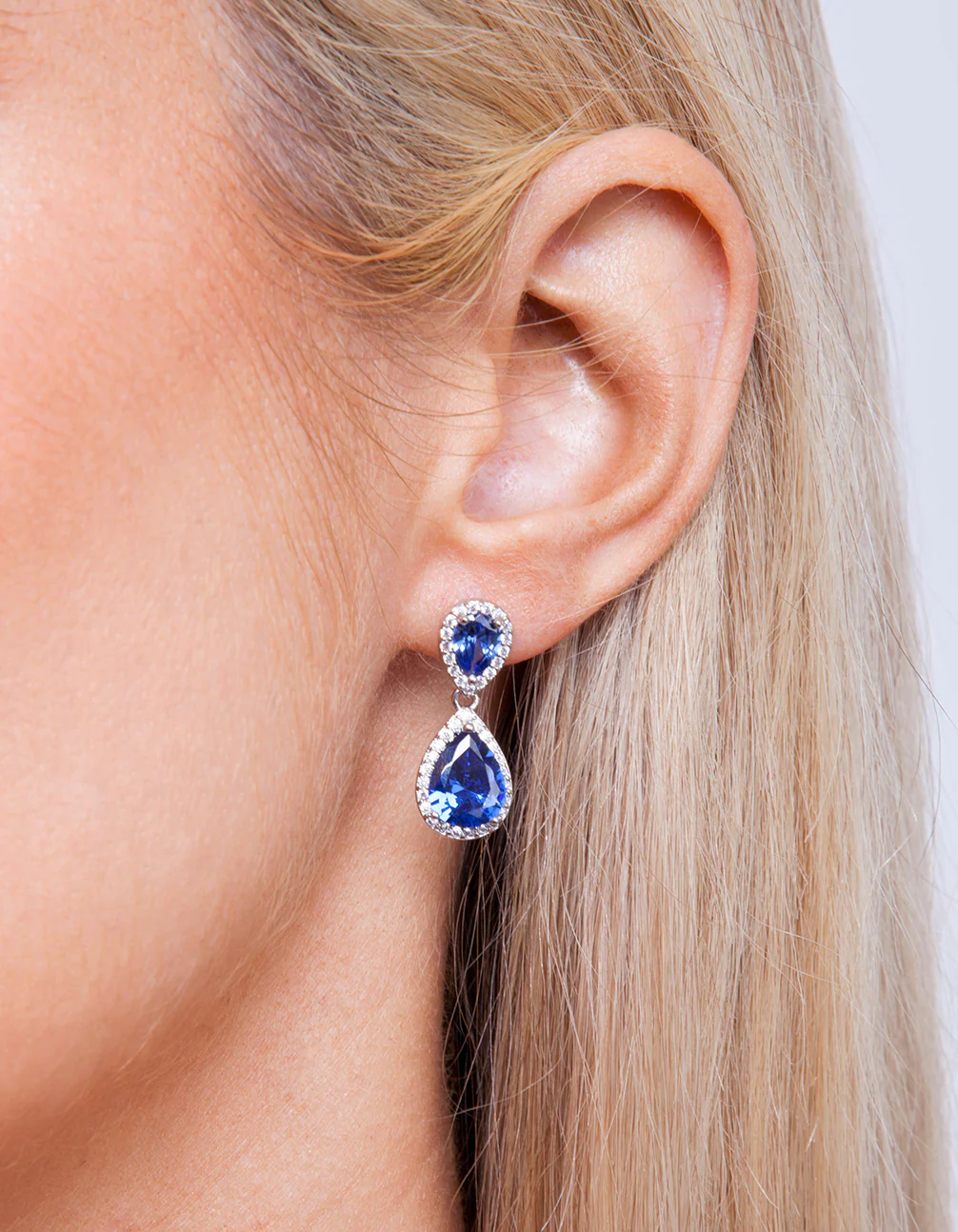 Sapphire Teardrop Earrings Necklace Set - Image 4