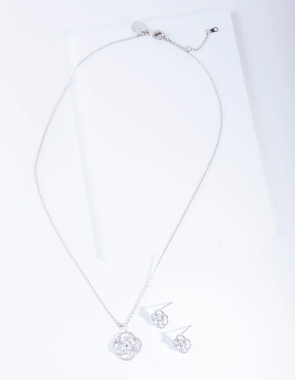 Diamond Simulant Twist Flower Jewellery Set - Image 3