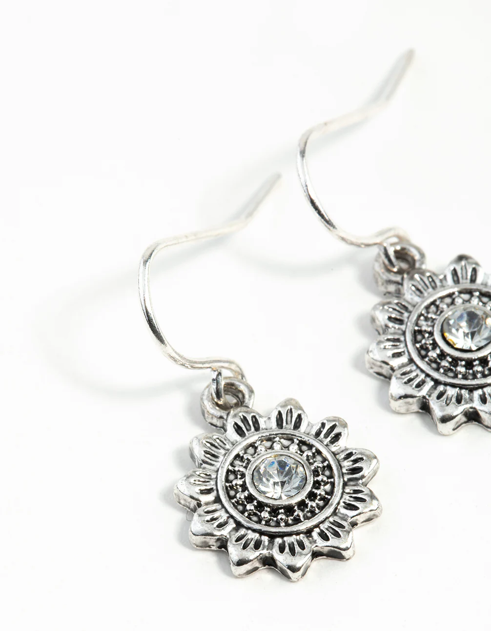 Antique Silver Sun Diamante Earrings - Image 5