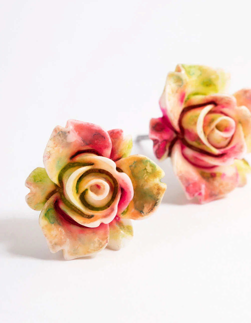 Plastic Large Rose Stud Earrings - Image 4