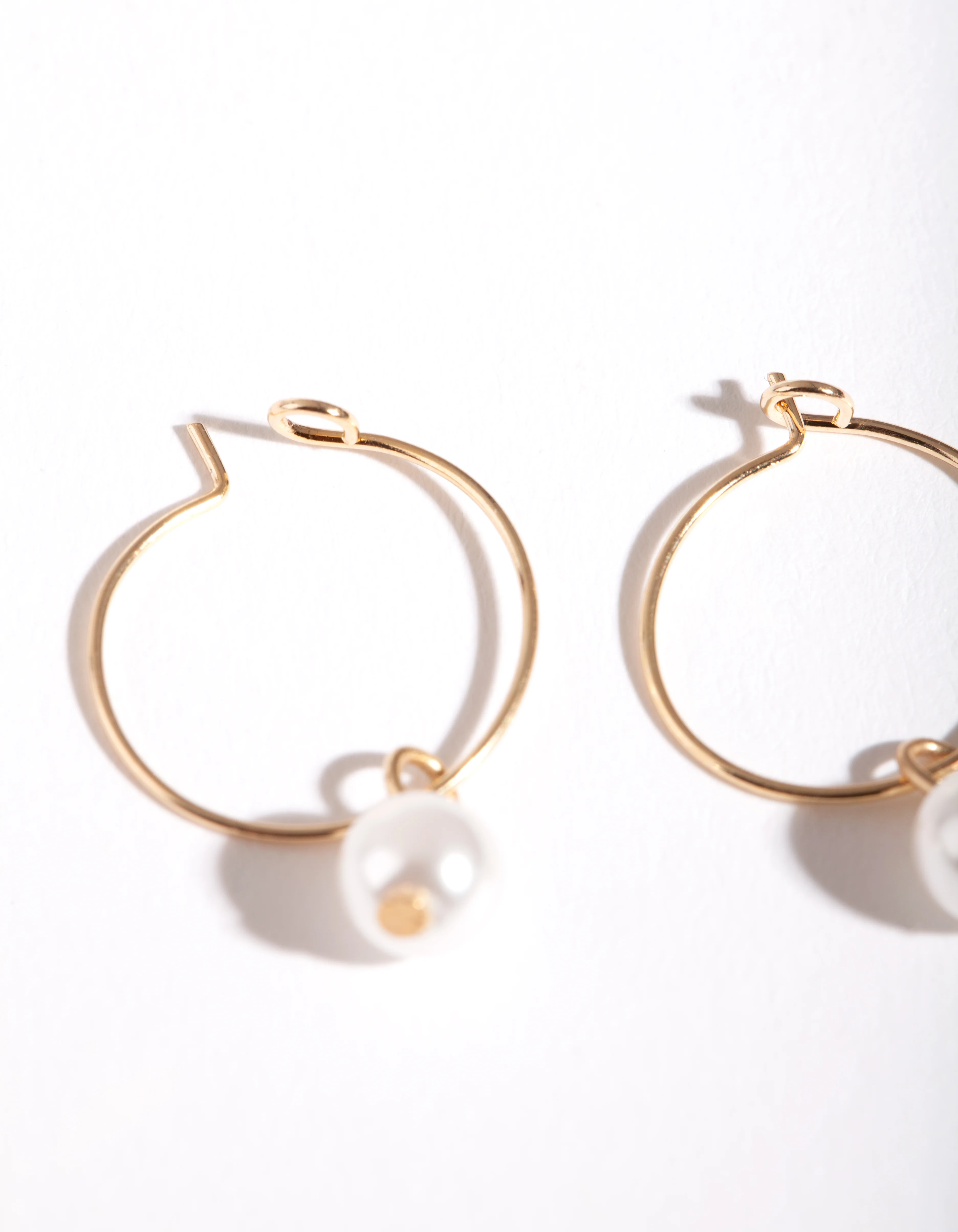 Gold 3mm Pearl Hoop Earrings - Image 7