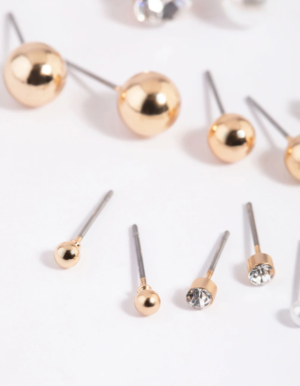 Gold Pearl Stud Earring 12-Pack - Image 3