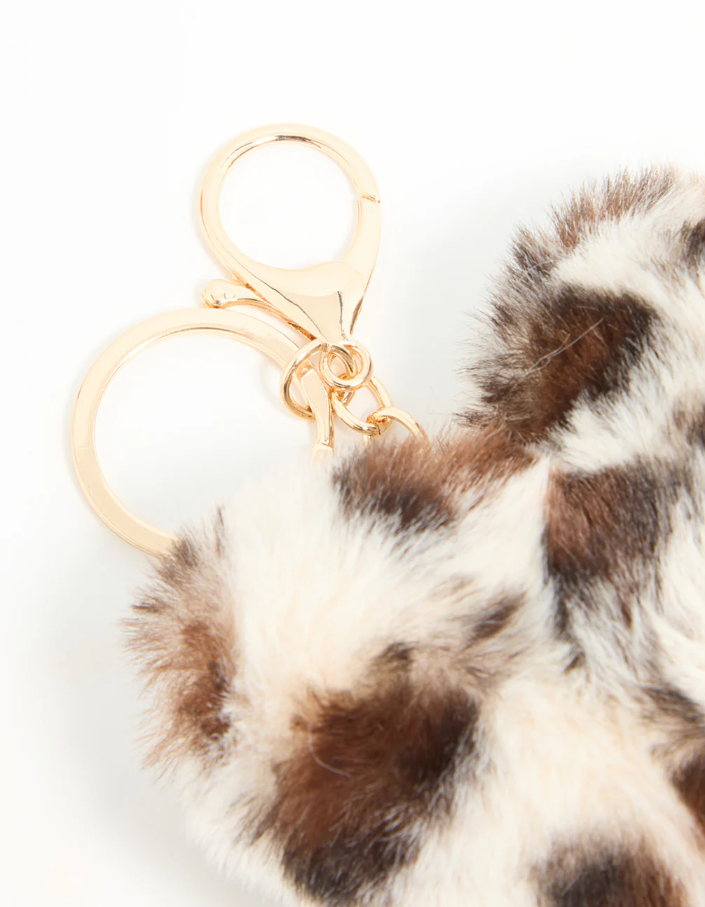 Fluffy Fabric Leopard Print Heart Keychain - Image 2