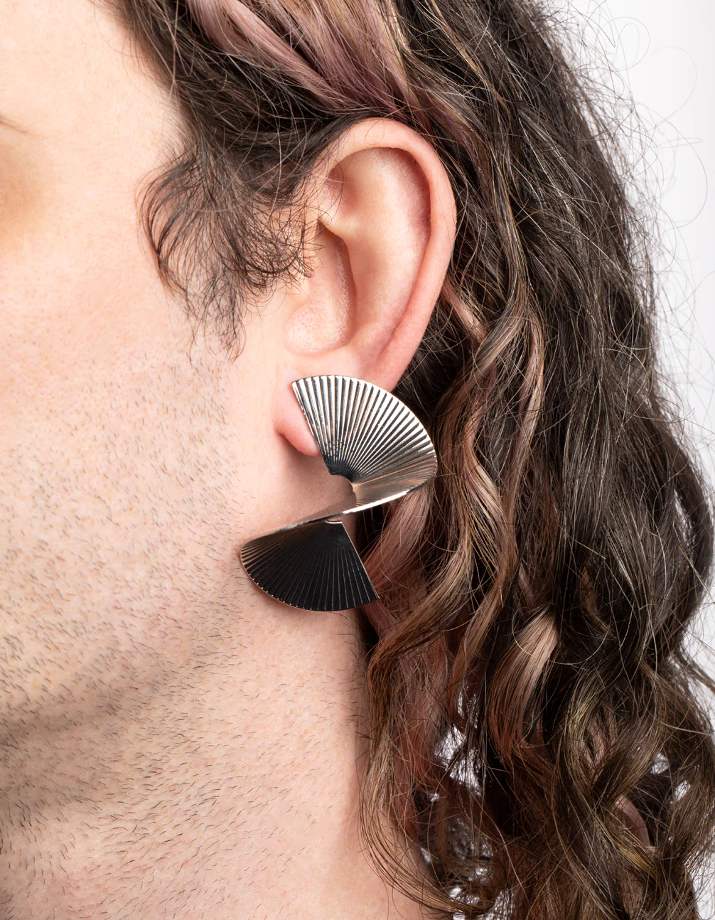 Silver Twisted Fan Stud Earrings - Image 2