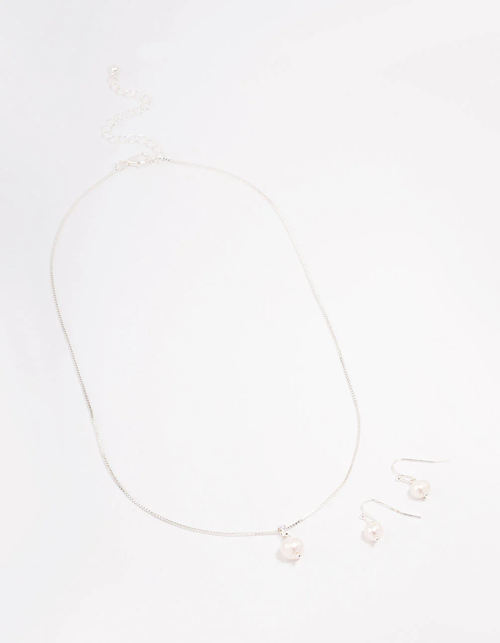 Silver Freshwater Pearl Jewellery Set - Image 3