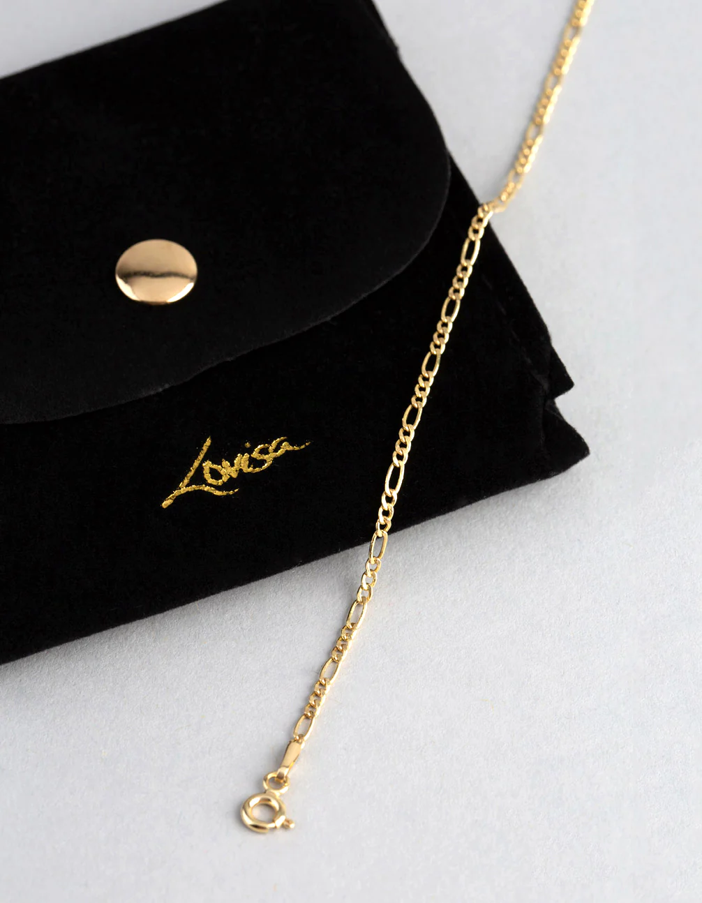 9ct Gold Figaro Chain Bracelet - Image 4