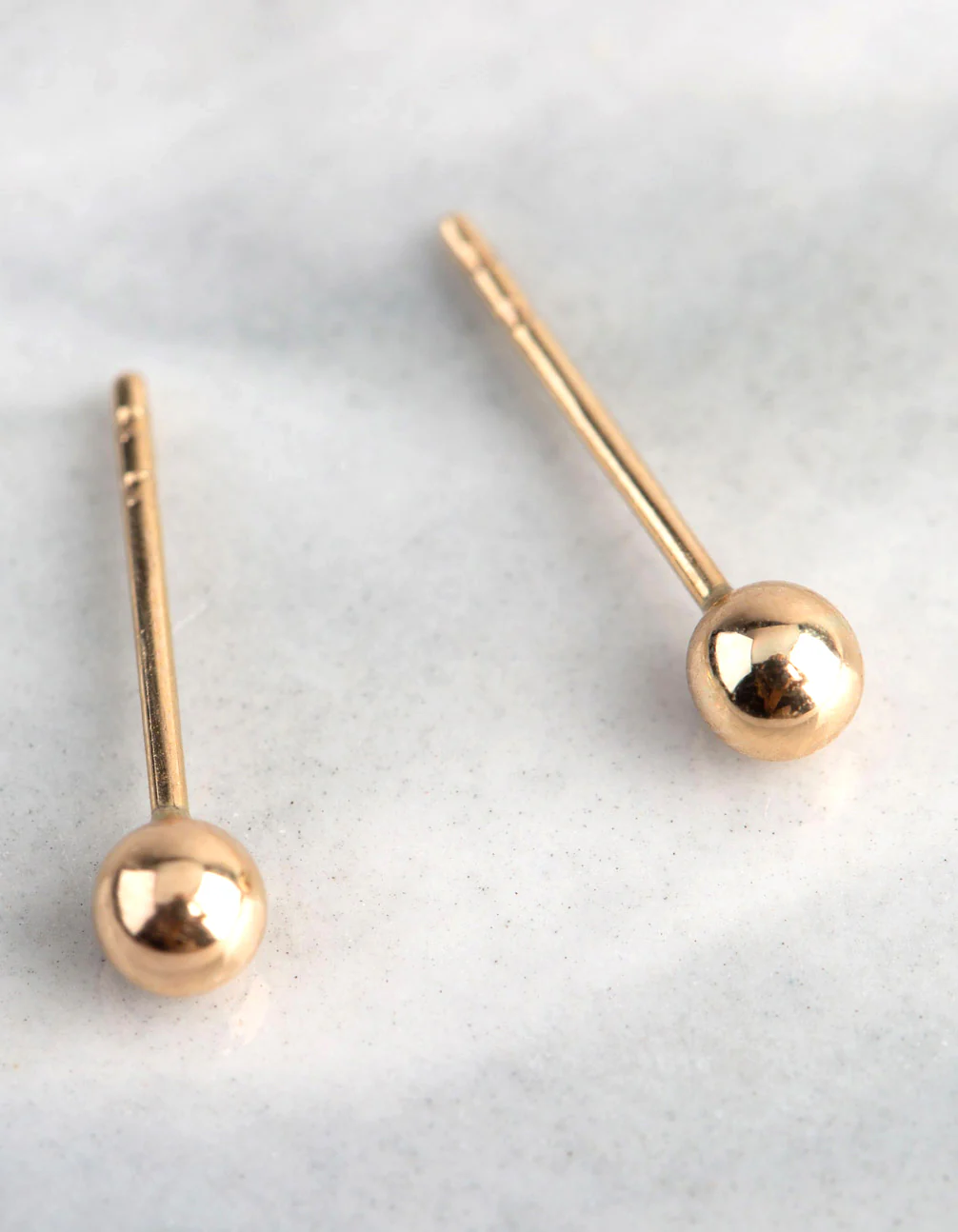9ct Gold 3mm Polished Ball Stud Earrings - Image 2