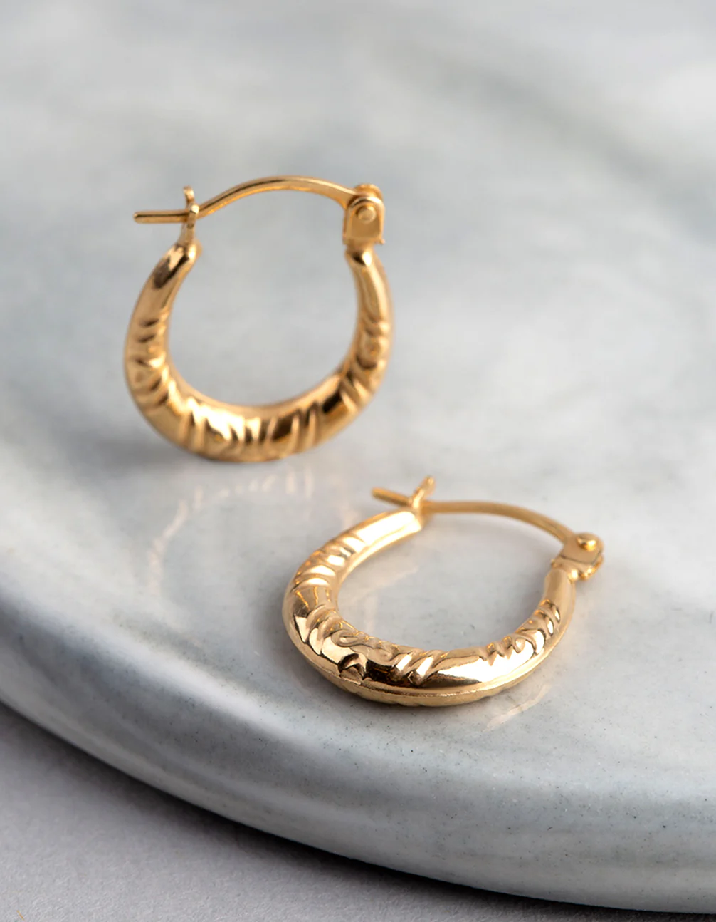 9ct Gold Diamond Cut Creole Hoop Earrings - Image 2