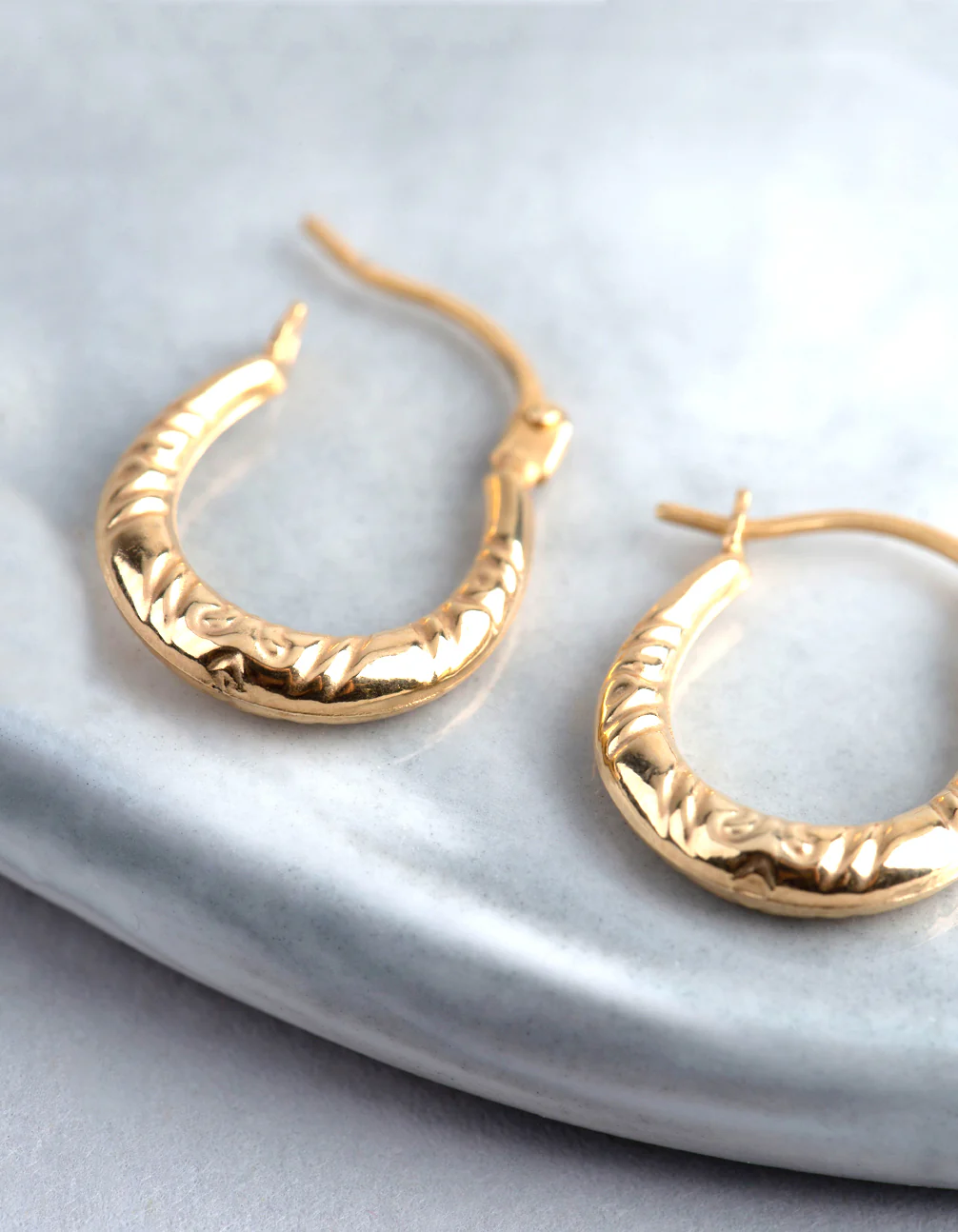 9ct Gold Diamond Cut Creole Hoop Earrings - Image 3