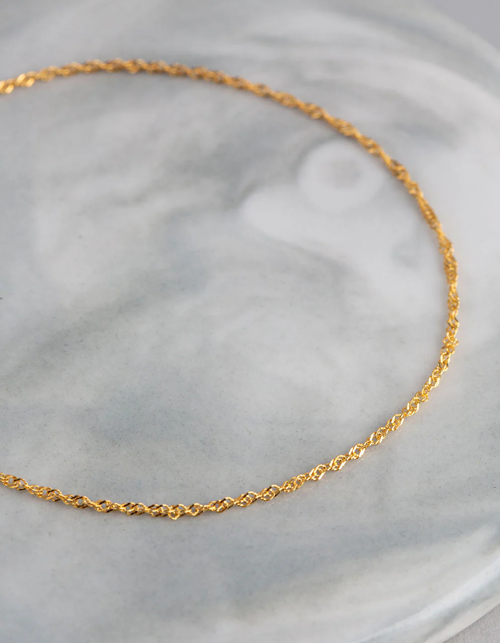 9ct Gold Twist Curb Chain Bracelet - Image 2