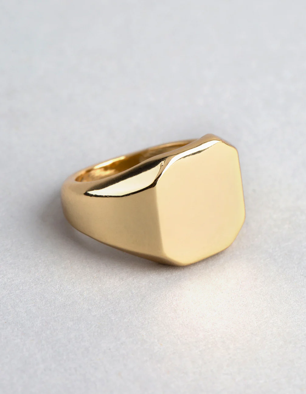 18ct Gold Plated Brass Octagon Signet Ring - Image 2