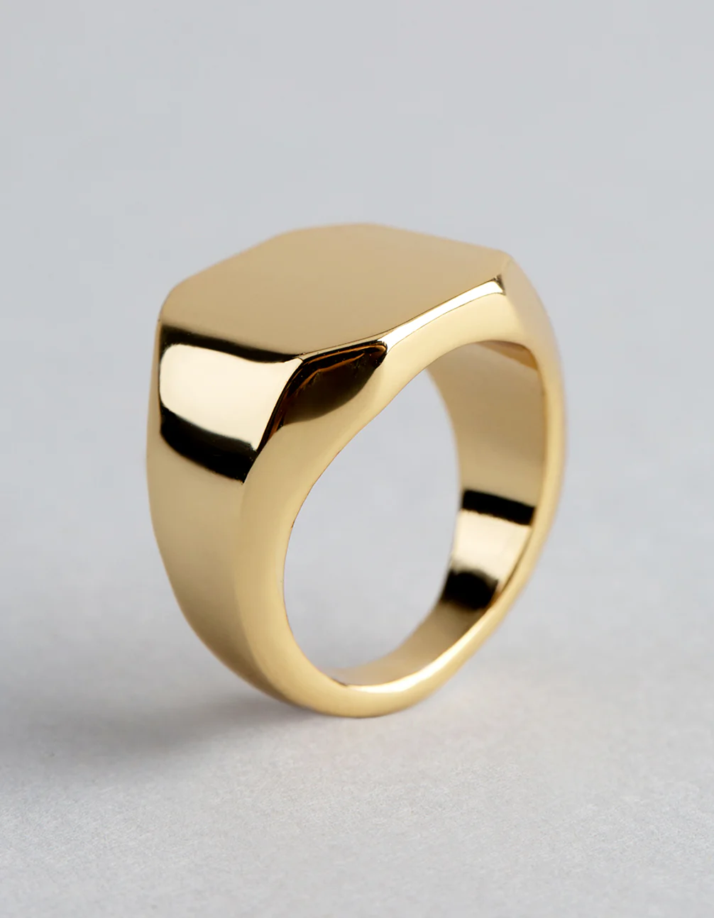 18ct Gold Plated Brass Octagon Signet Ring - Image 3