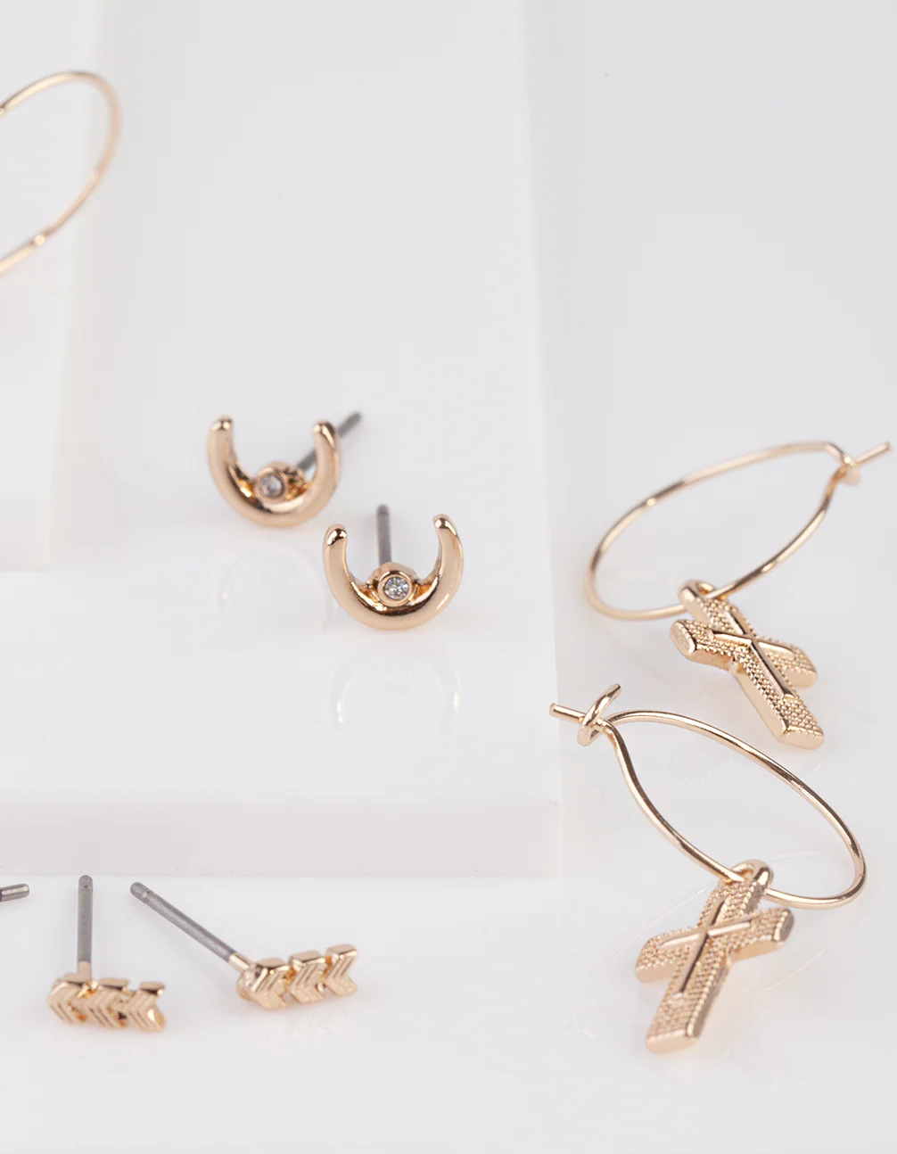 Gold Mixed Medallion Earring 6-Pack - Image 3