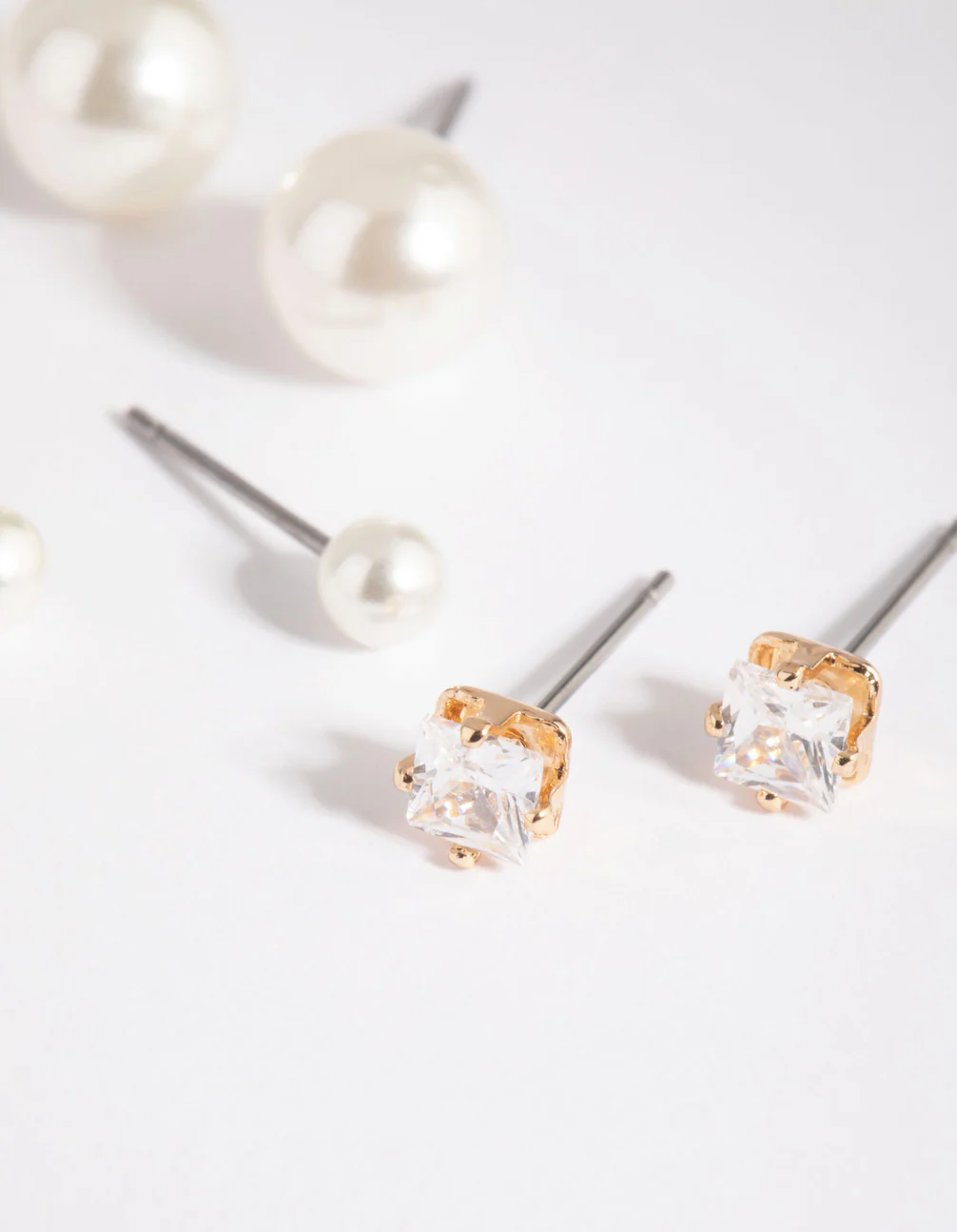 Gold Pearl & Diamante Stud Earring Pack - Image 3