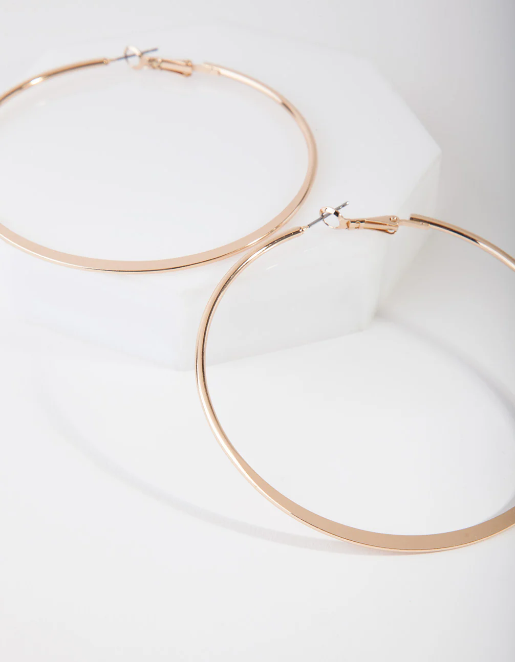 Gold Flat Edge Hoop Earrings - Image 3