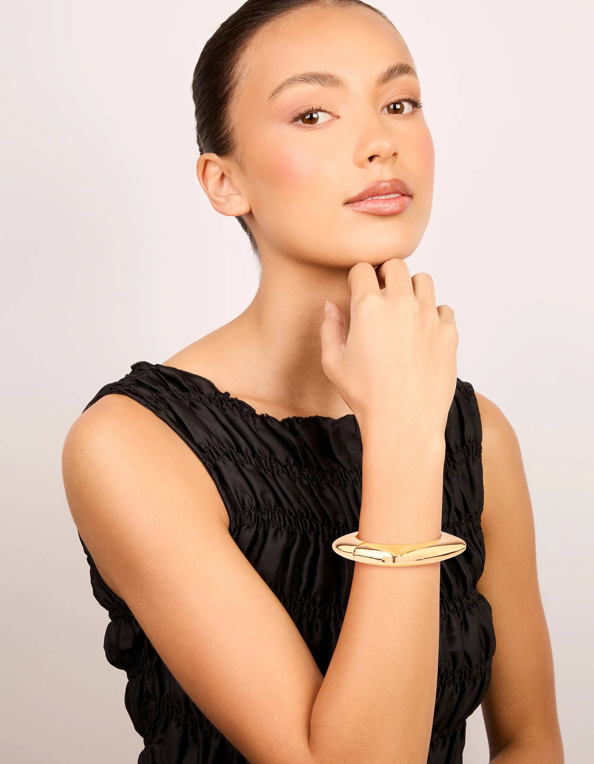 Gold Chunky Rectangle Hinged Bangle - Image 3
