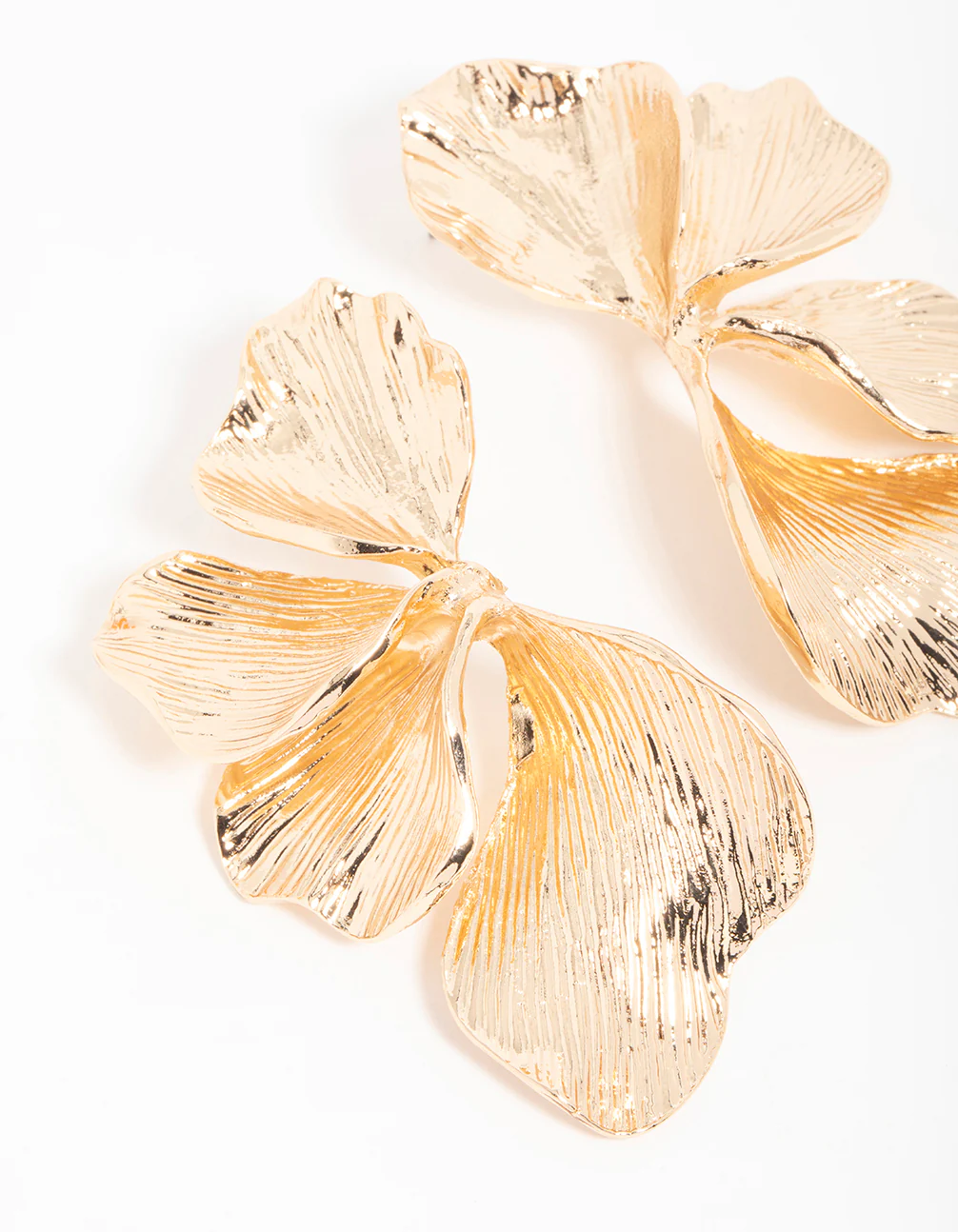 Gold Etched Large Leaf Drop Earrings - Image 4