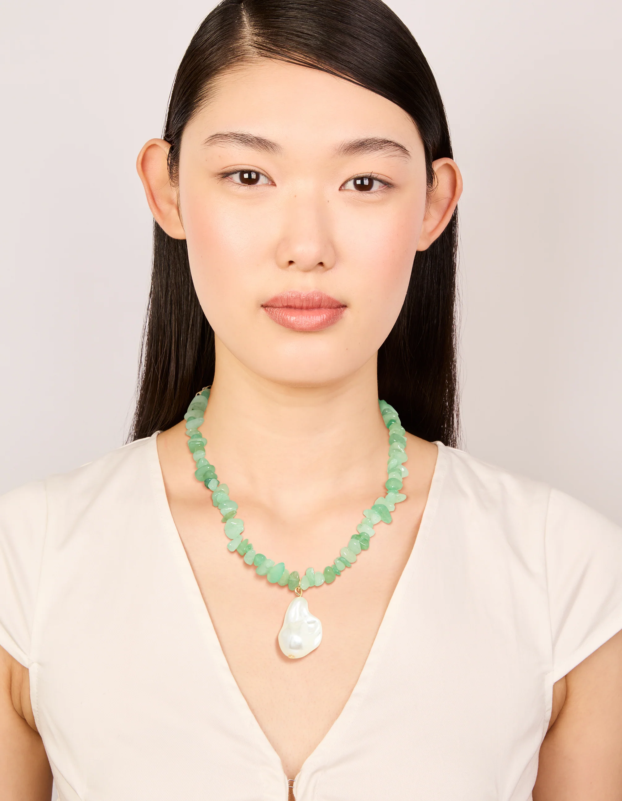 Gold Green Semi Precious Chip & Molten Pearl Necklace - Image 2