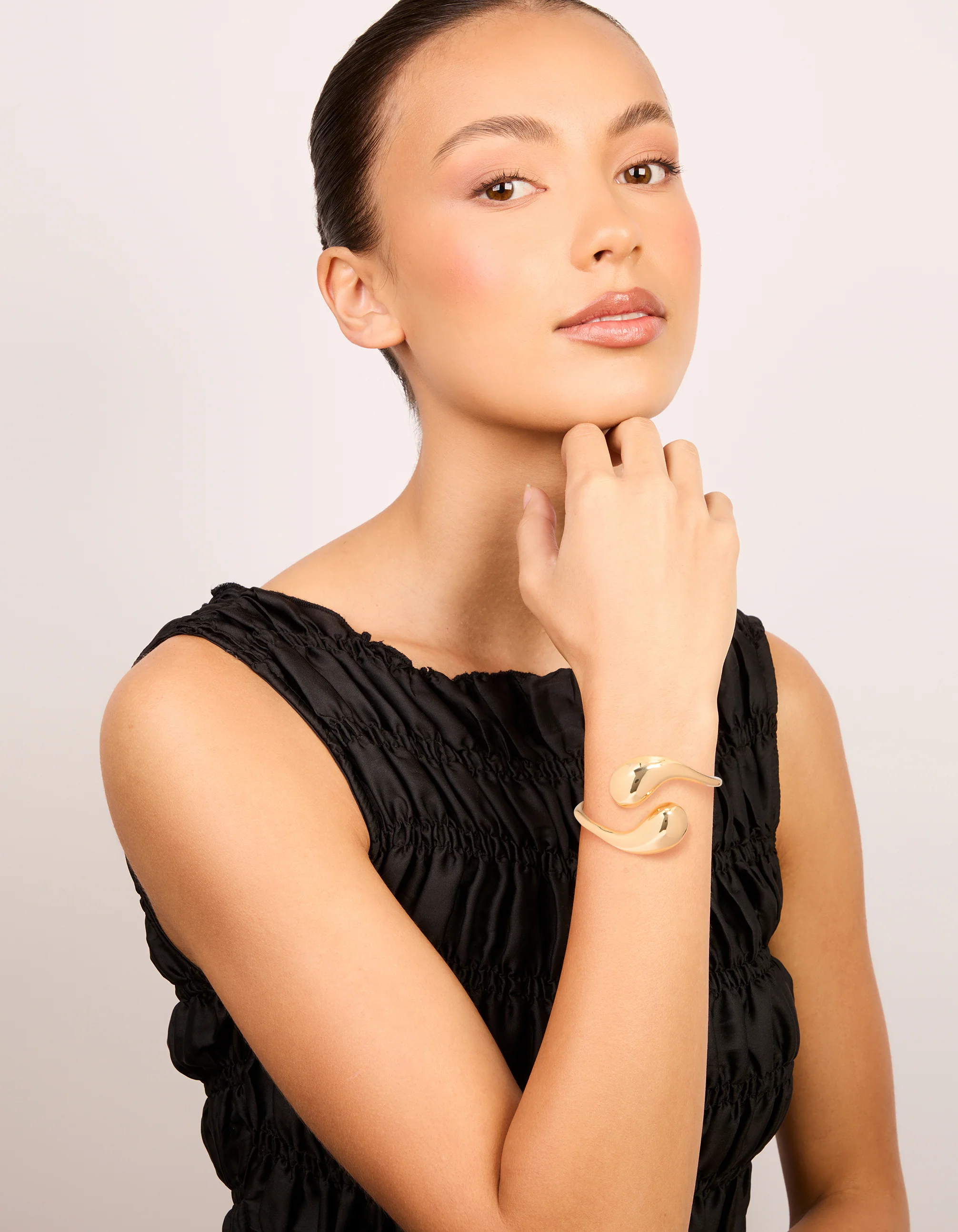 Gold Large Yin-Yang Wrist Cuff - Image 3