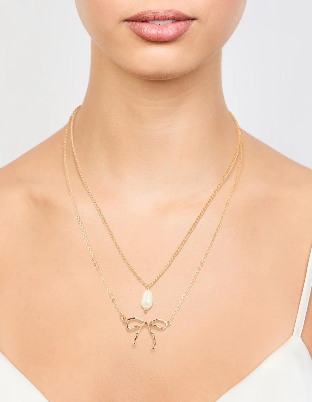 Gold Pearl & Bow Layered Necklace - Image 2