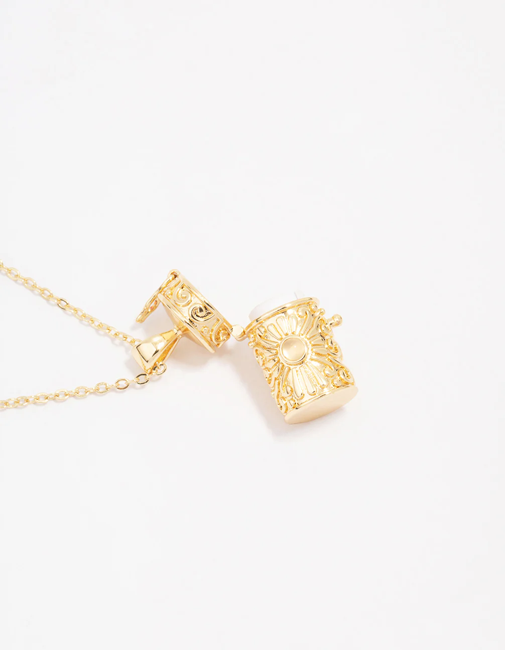 Gold Plated Barrel Locket Pendant Necklace - Image 4