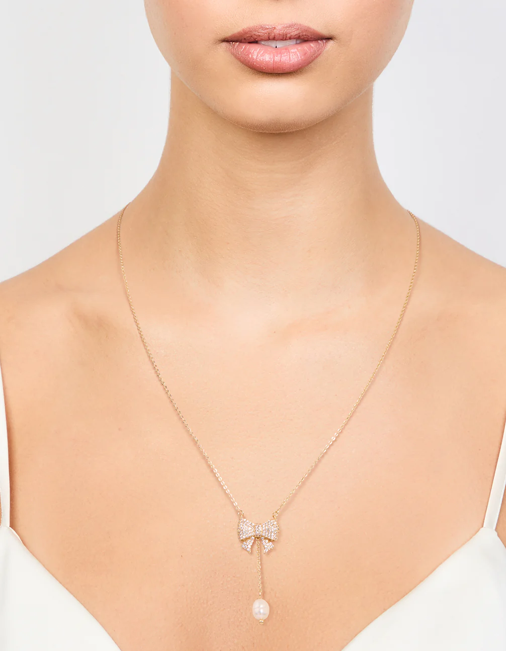 Gold Plated Pearl & Cubic Zirconia Chunky Bow Y-Necklace - Image 2